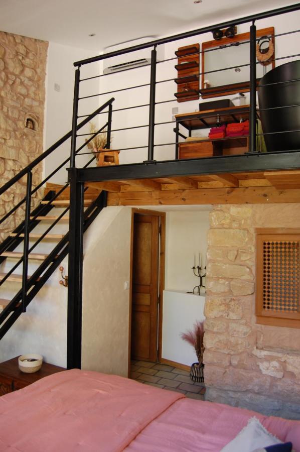 La Bucolique, Chambres Et Jardin D'Hotes Sabran ภายนอก รูปภาพ