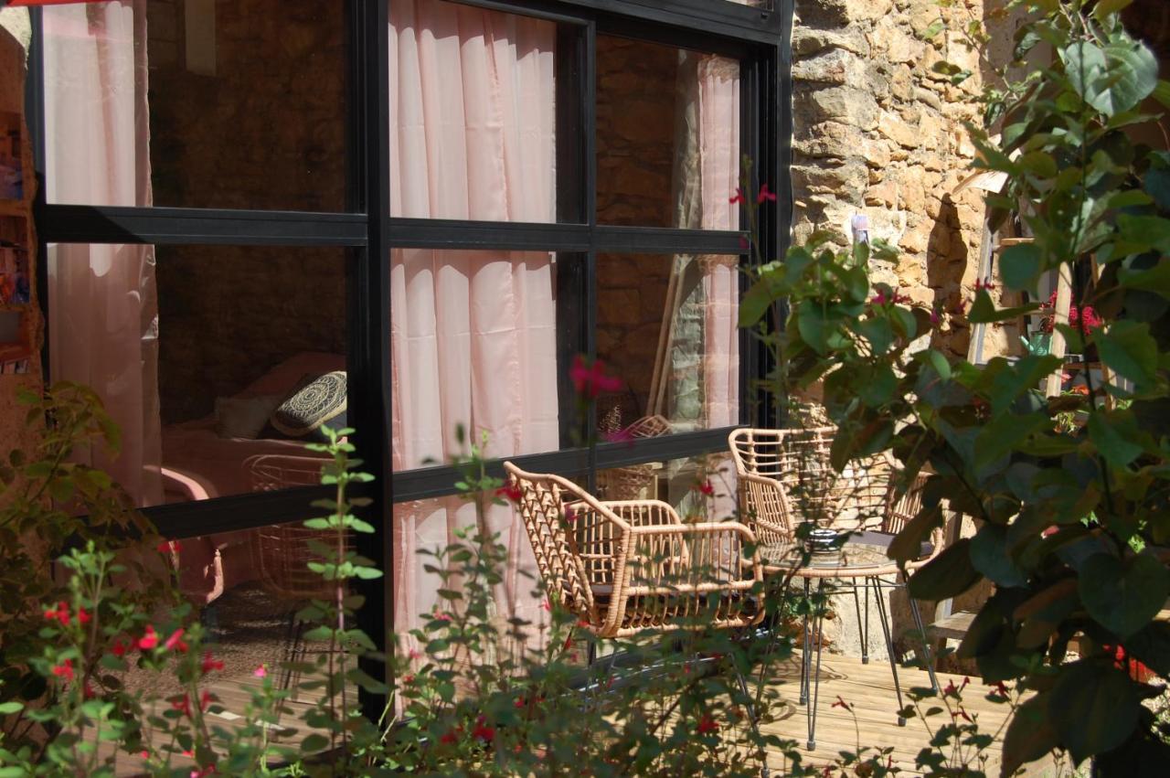 La Bucolique, Chambres Et Jardin D'Hotes Sabran ภายนอก รูปภาพ