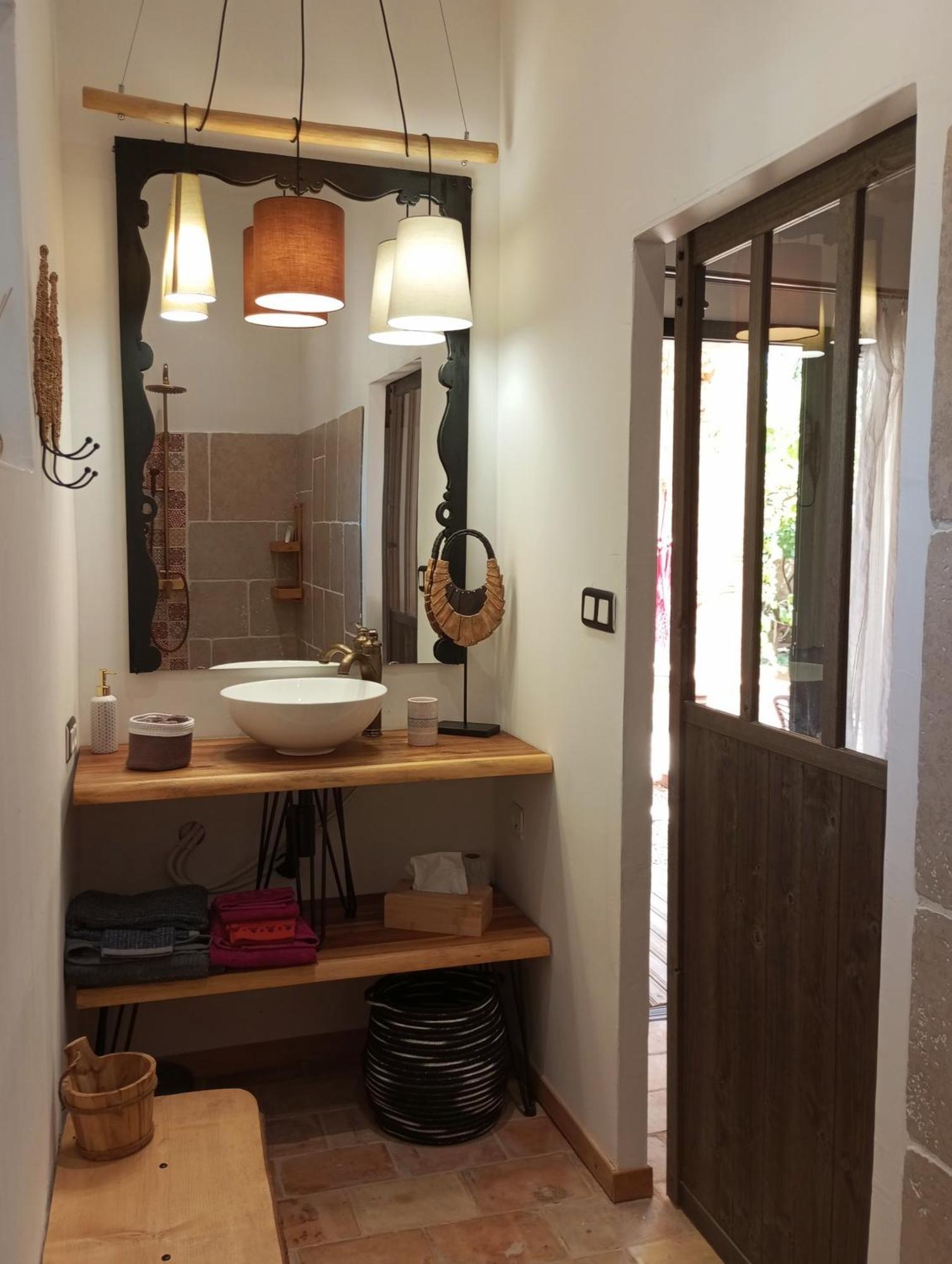 La Bucolique, Chambres Et Jardin D'Hotes Sabran ภายนอก รูปภาพ