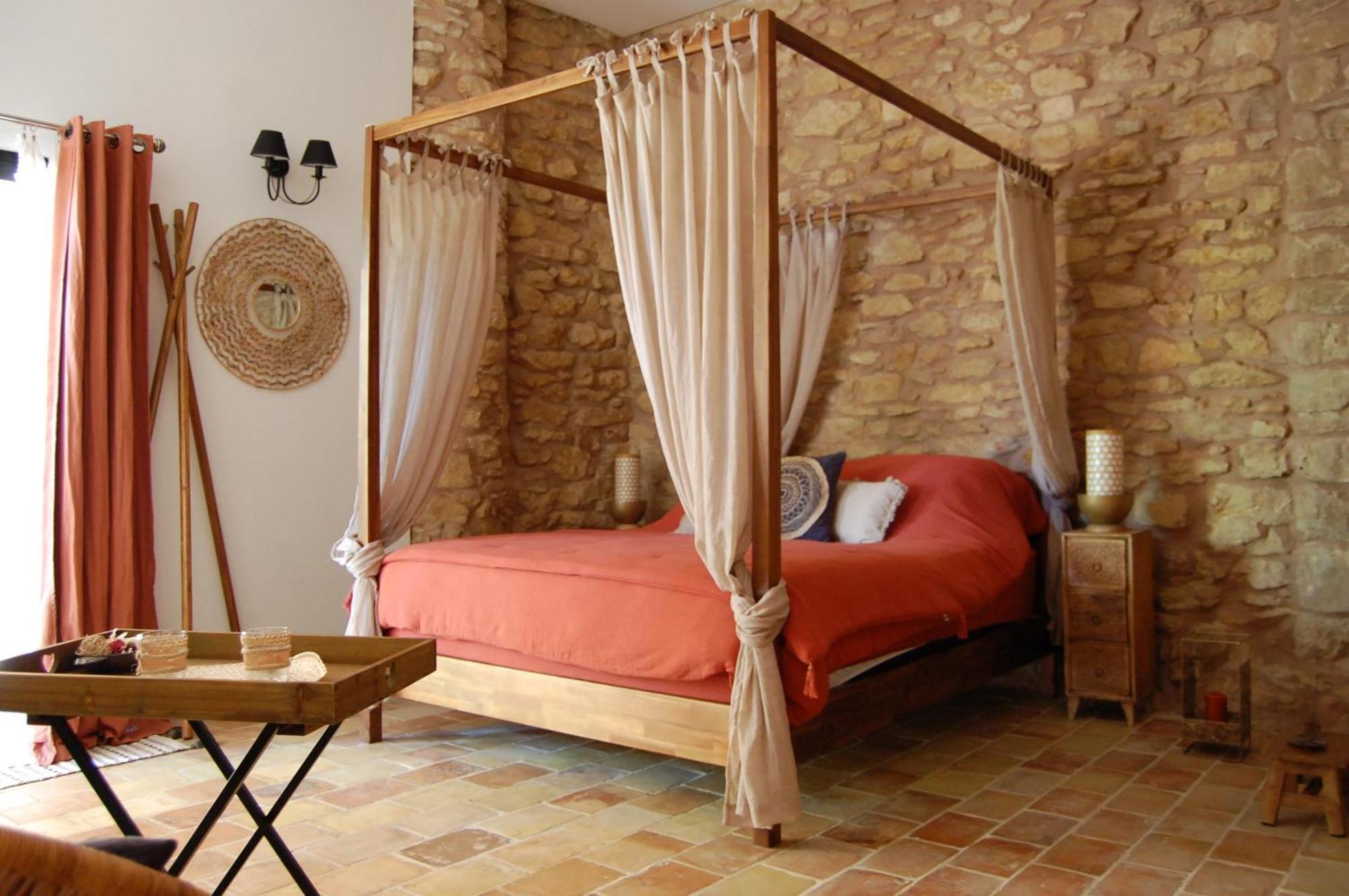 La Bucolique, Chambres Et Jardin D'Hotes Sabran ภายนอก รูปภาพ